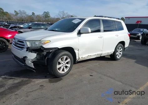 2011 Toyota Highlander Se V6 из США, поврежденный, VIN 5TDBK3EHXBS075968